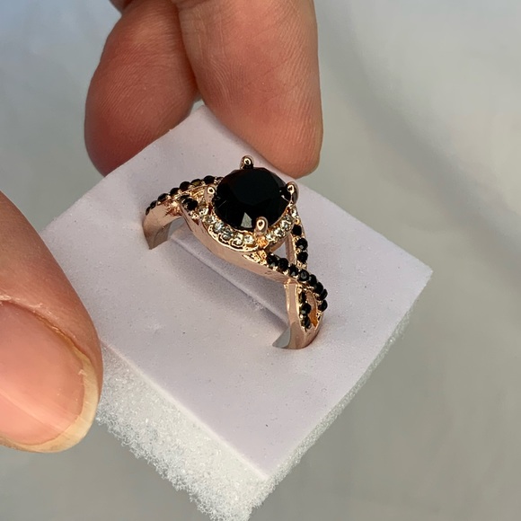 🖤 New Large Oval Stone Ring Wedding Party Engagement Ring for woman - Picture 3 of 9